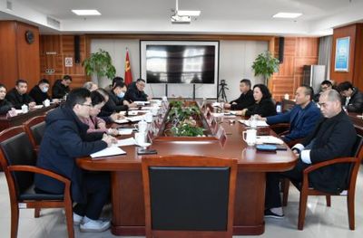 市政務(wù)服務(wù)辦召開政務(wù)服務(wù)工作務(wù)虛會，全面提升服務(wù)質(zhì)量